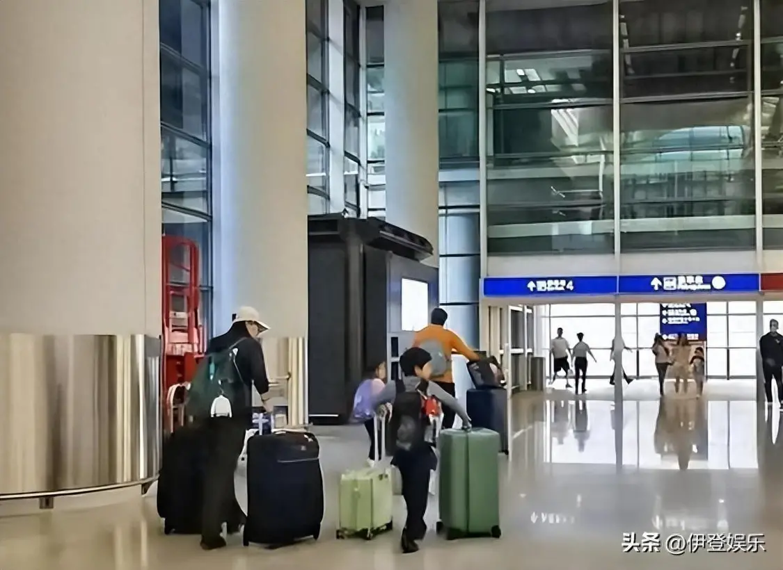 同样是豪门，为何郭晶晶频频晒娃正脸，李嘉诚何猷龙不愿孩子露面