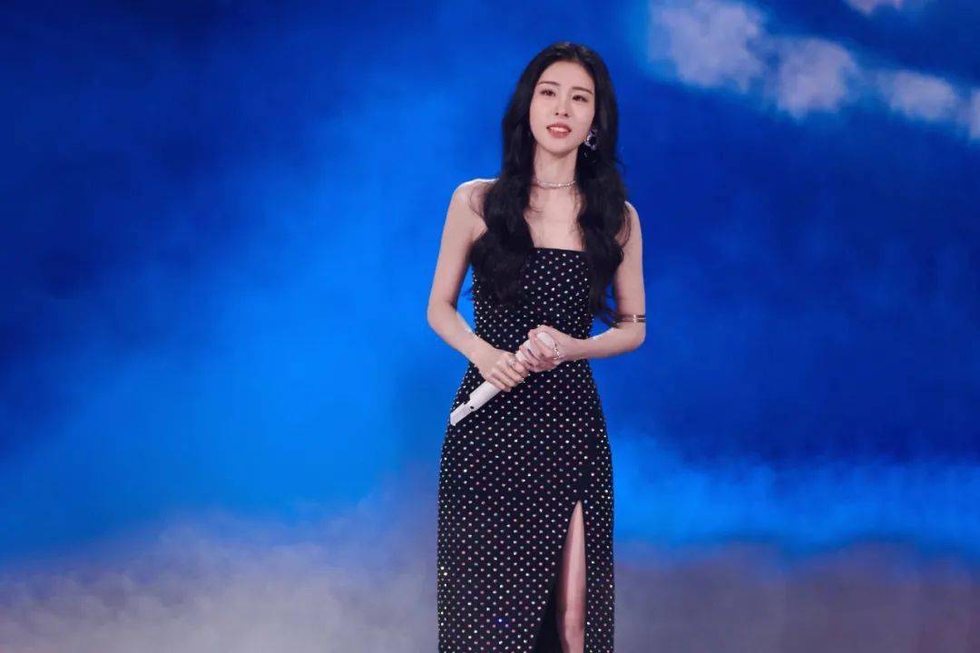 【2023.9.9】张杰会塌房？黄景瑜龚俊开投资公司？艺人录快本是没有报酬？张碧晨私下生活和性格？怎么才算有效播出呀？
