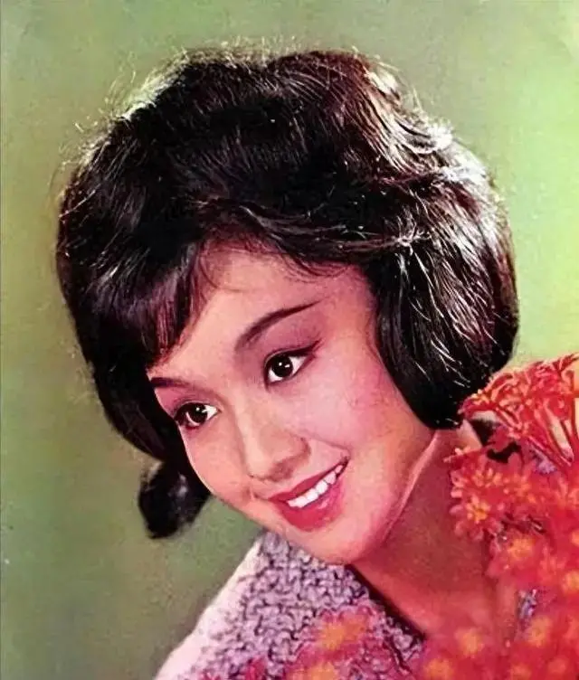 她17岁夺影后，烂赌败光家产，69岁去世遗体发臭没人领