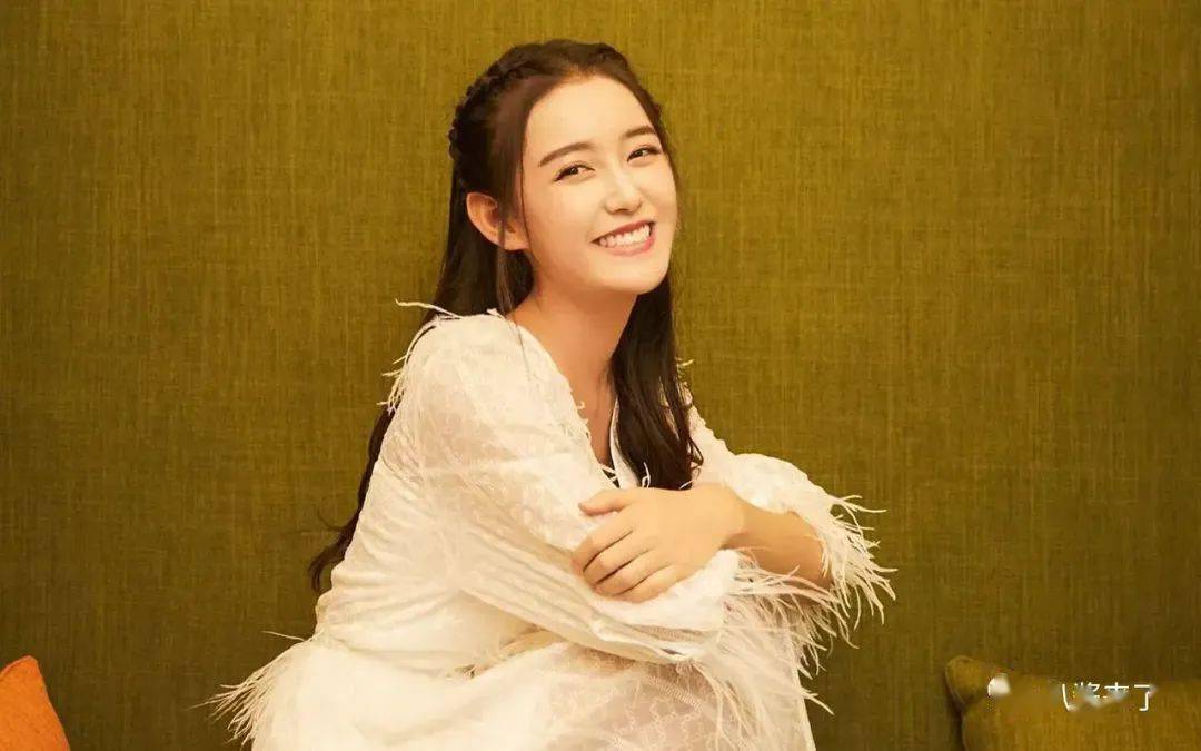 【2023.8.30】唐嫣资源降级？宋威龙的感情史？韩东君家在第几梯队？张彬彬单身还是有很稳定关系？《似锦》确定蒋依依？