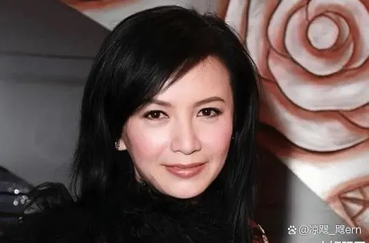 知名港姐变落魄，晒照求工作，觉得自己还有几分姿色