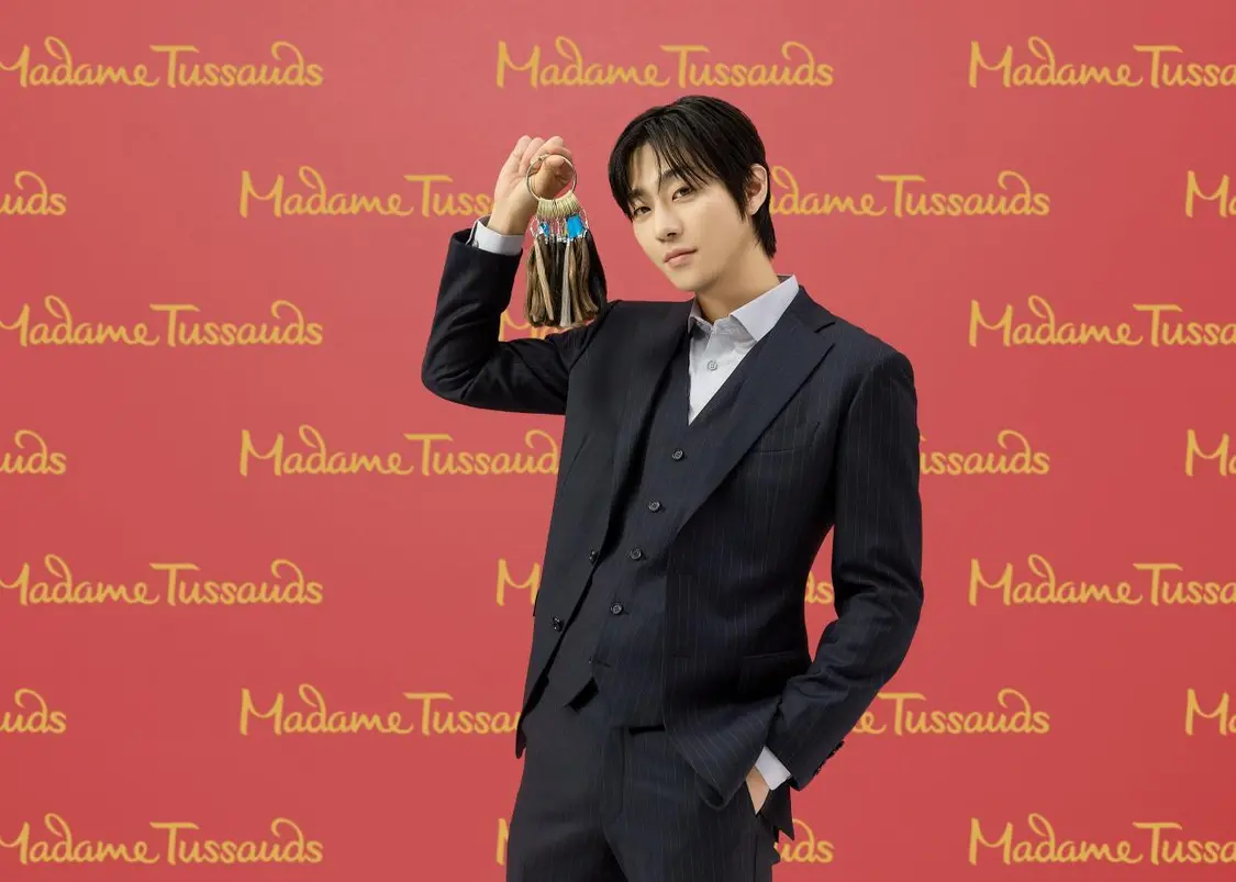 韩星安孝燮全新蜡像即将进驻香港杜莎 预告掀起“馆内相亲”热潮