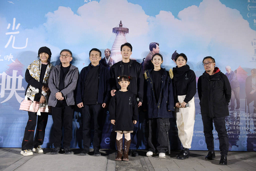 辛柏青谈《白塔之光》：电影拍的是既熟悉又陌生的北京，映射人物内心的漂泊感