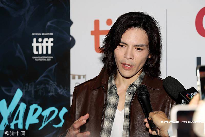 向佐担任总制片人 多伦多电影节推介《门前宝地》