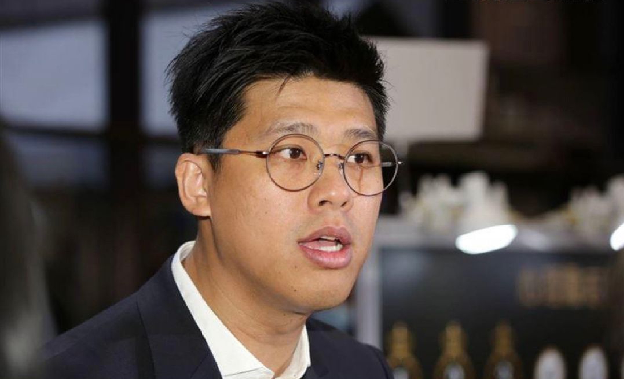葛斯齐将飞北京告张兰 想介绍一女性给大家认识