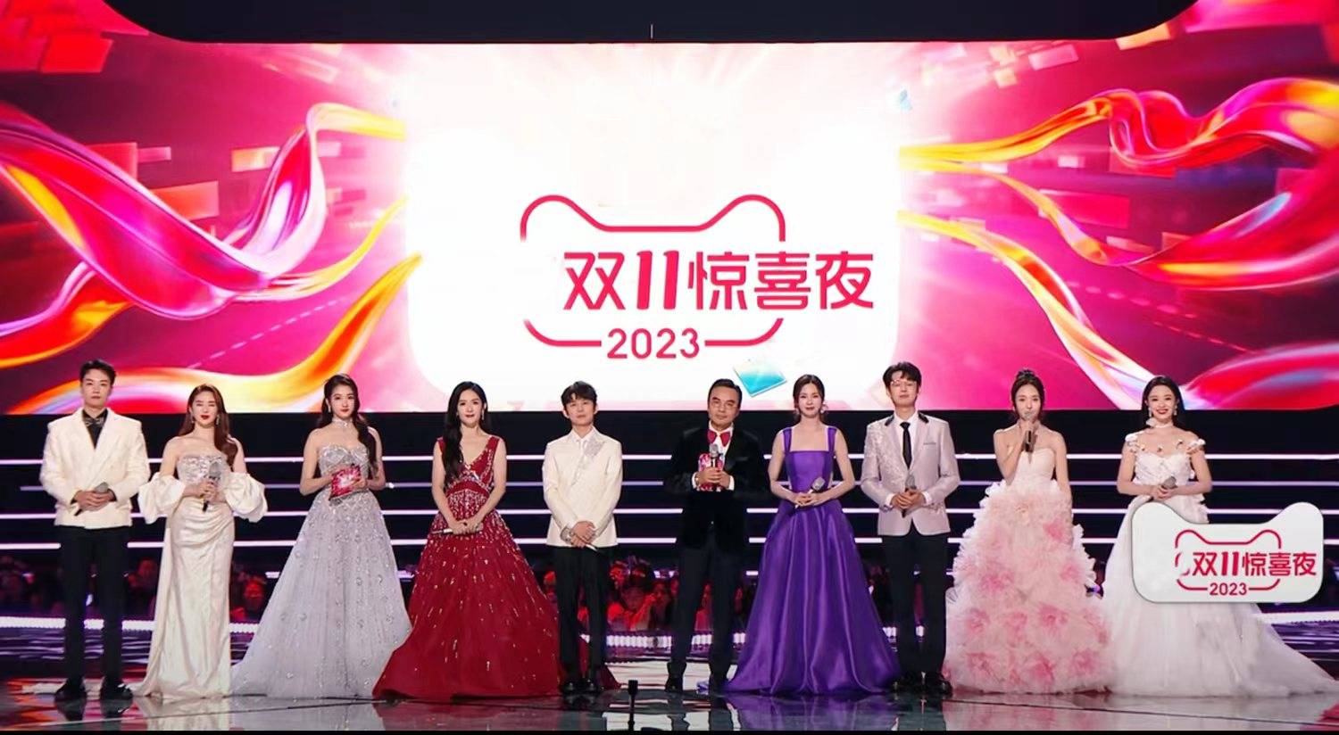 原创            湖南卫视主持人青黄不接，一台晚会将其展现得淋漓尽致！
