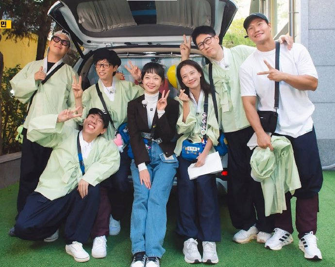 正式下车！全昭旻最后一期韩综《RM》结尾大合影释出
