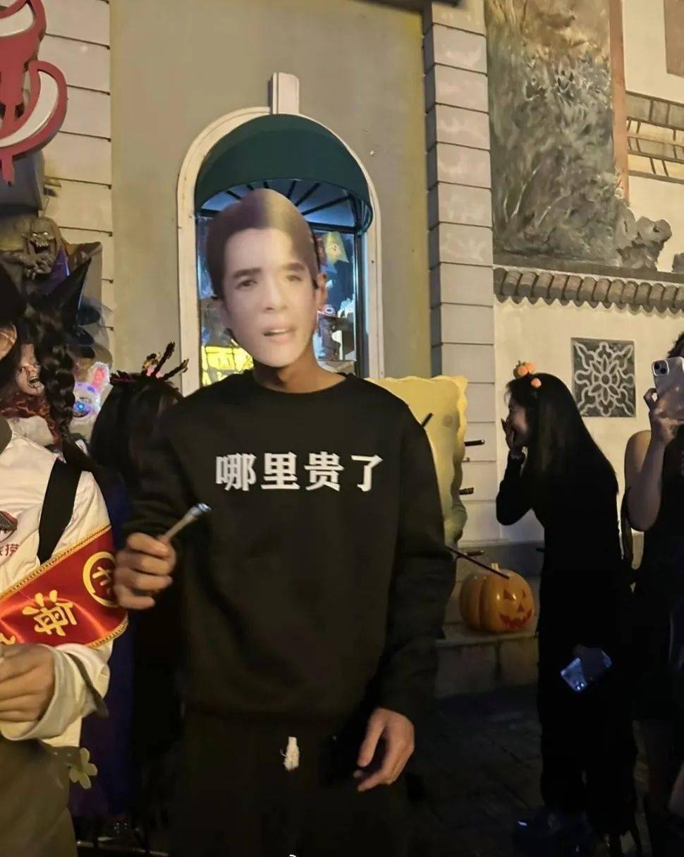 李佳琦被举报调查？侯明昊得罪郭敬明？迪丽热巴表妹出道？王一博忙考证？王阳炒人设？魏大勋试戏？