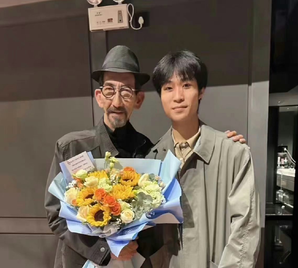 梦幻联动！车保罗客串杨紫新剧《199爱》