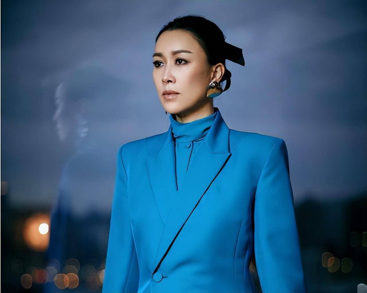 原创            大鹏评论区沦陷！造谣那英“只有农民才听刀郎歌”，网友要求道歉