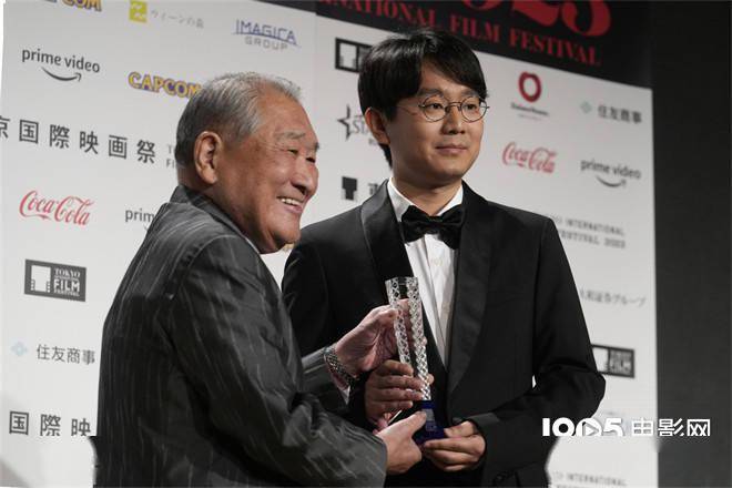 顾晓刚领取东京电影节黑泽明奖 吴磊蒋勤勤助阵