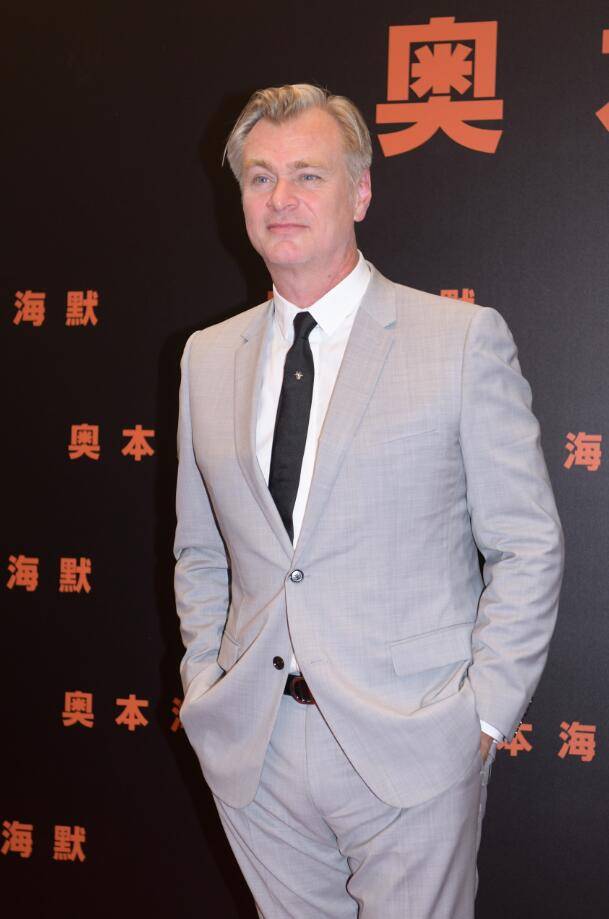 诺兰现身《奥本海默》中国首映礼 潘粤明谭卓捧场走红毯