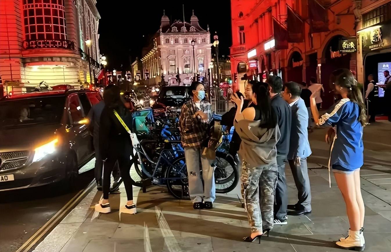 原创            刀郎又输了？罗刹海市发酵四个月，那英抱上了湖南台这座“靠山”