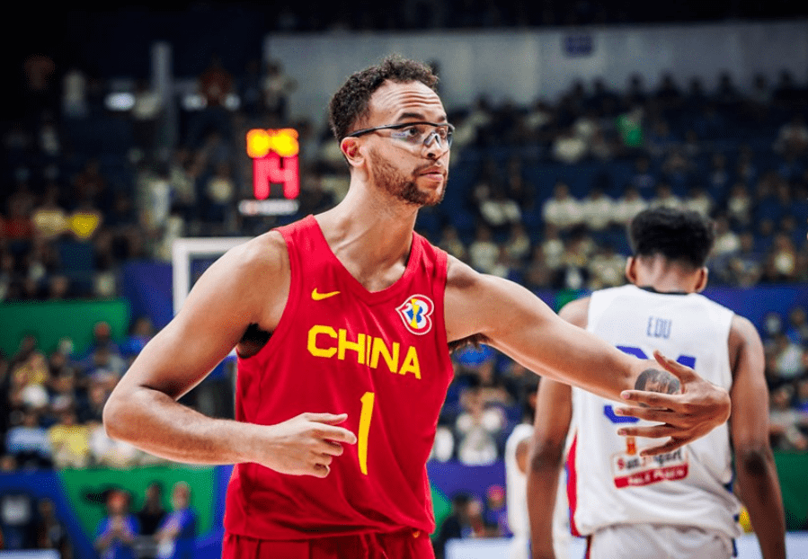 大坑!李凯尔转发球迷祝福后秒删 文中提到乔帅应为失利负责