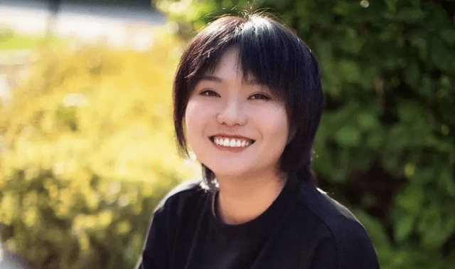 原创            李雪琴社牛人设被吐槽，一双筷子惹出是非，网友：学历素质不对等