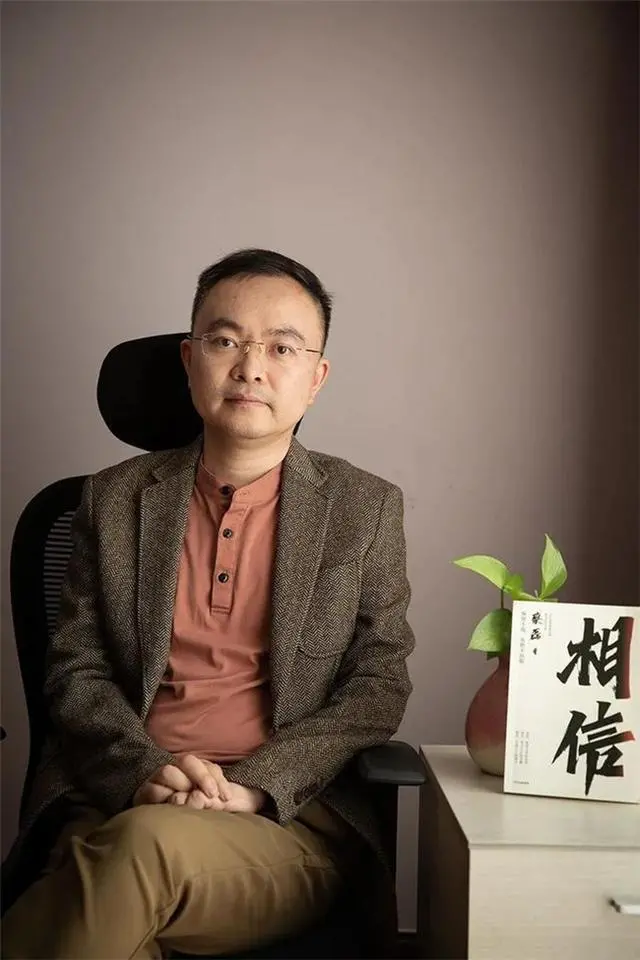 中国十大新青年榜单揭晓 蔡磊居首迪丽热巴肖战入选